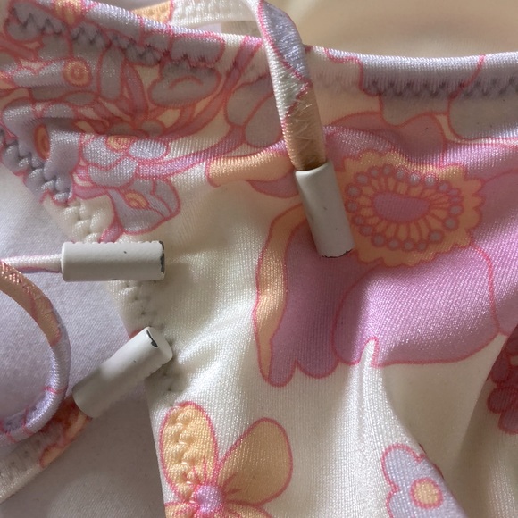 TRIANGL GRETA - SHERBET FLORAL SET + BAG NWT - Picture 11 of 11